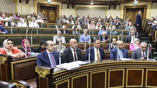 وزير التعليم في البرلمان