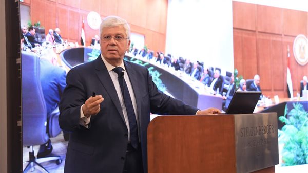  وزير التعليم العالي