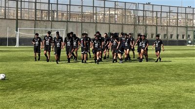 منتخب الشباب يواصل تدريباته.. ونبيه يشيد بحماس اللاعبين