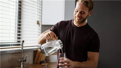 هل يحمل الصيام لـ 36 ساعة سر إطالة العمر؟.. عالم كيمياء حيوية يثير جدلًا جديدًا