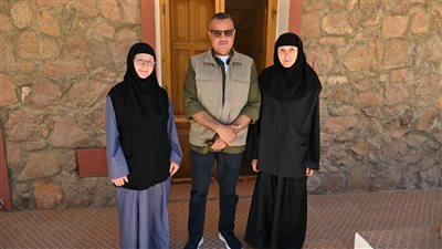 محافظ جنوب سيناء يزور دير السبع بنات بوادي فيران