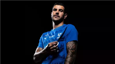 3 سنوات بـ60 مليون يورو.. تفاصيل عقد ثيو هيرنانديز مع الهلال السعودي