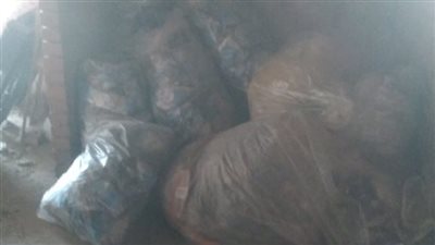 السيطرة على حريق مصنع سناكس للأطفال دون إصابات بشرية ببنها