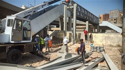 محافظ القليوبية يتابع أعمال تطوير كوبري مشاة وابور الثلج ببنها.. ويوجه بسرعة الإنجاز