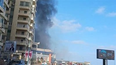 نشوب حريق داخل مجمع مطاعم بمنطقة سيدي بشر في الإسكندرية.. والحماية المدنية تتدخل 