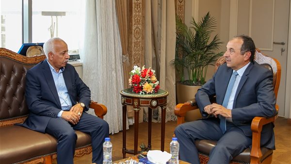 خلال اللقاء