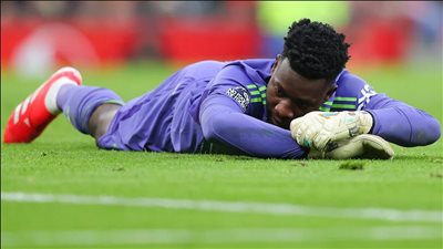 طرابزون التركي في محادثات مع مانشستر يونايتد لضم أونانا على سبيل الإعارة