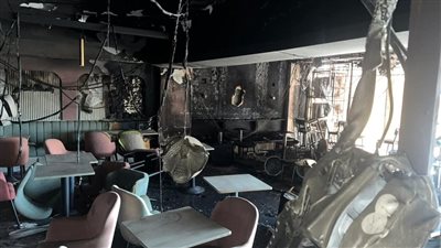 مجهود 3 سنوات ضاع ومصابنا كبير..أول رد من مطعم شهير بالإسكندرية بعد احتراقه وتفحم محتوياته