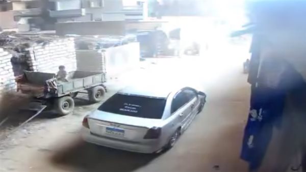 افجار خط كهرباء-