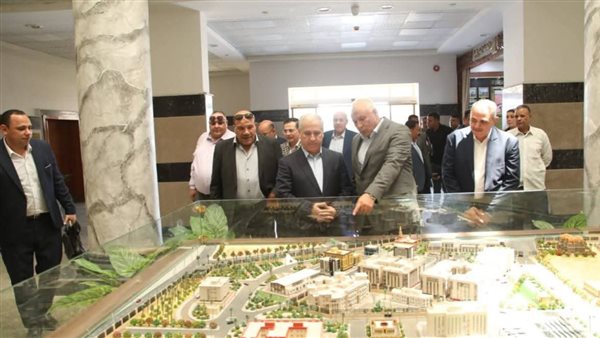 جانب من جولة محافظ