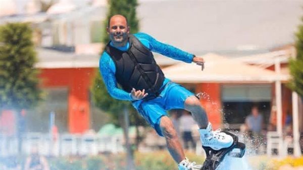 لاعب الفلاي بورد