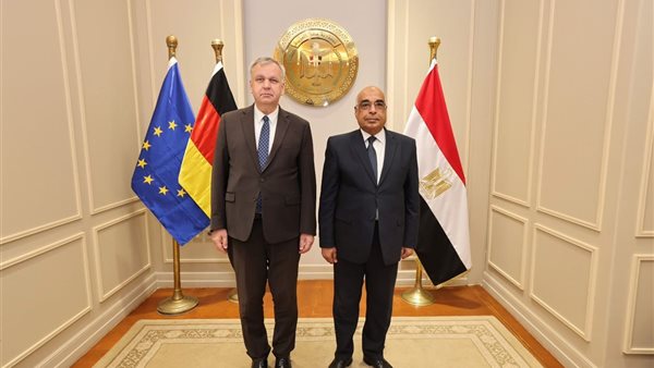 وزير العدل يستقبل