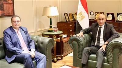 مقترح لإنشاء قوائم انتظار للمعلمين المتقدمين بالمسابقات.. وبدء التطبيق على نتيجة معلم رياضيات