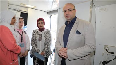 محافظ بني سويف يشهد انطلاق حملة 100 يوم صحة لتقديم خدمات المبادرات الرئاسية بالمجان
