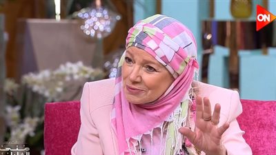 مشيرة إسماعيل: عادل إمام مكنش بيسمح لحد يضايق ويهين ست.. وأنا مش رقاصة ولكني بقدم تراث بلدي