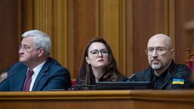 رئيس وزراء أوكرانيا يعلن تقديم استقالته