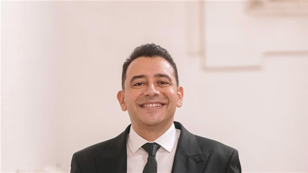 د. عمرو حسن أستاذ