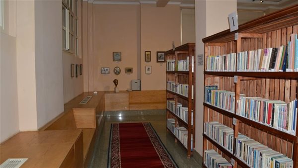 المكتبة الأثرية 