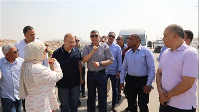 محافظ الجيزة يتفقد أعمال رصف وتطوير طريق الأوتوستراد ومشروعات حياة كريمة بالصف وأطفيح