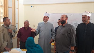 في يومها الرابع.. متابعات ميدانية مكثفة لأعمال تصحيح أوراق الشهادة الثانوية الأزهرية بسوهاج