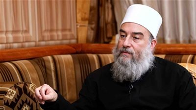 من فنزويلا إلى مشيخة العقل.. من هو حكمت الهجري الزعيم الروحي للدروز؟