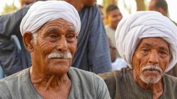 صورة تعبيرة - كبار