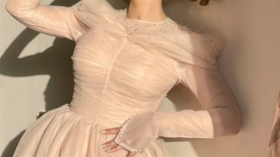  لشتاء 2026| فساتين خطوبة محجبات.. أجمل تصاميم بألوان بيبي بلو وشامبين