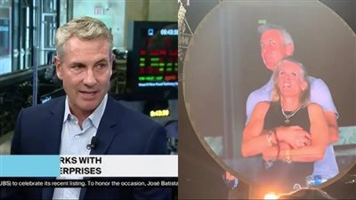 بعد انتشار فيديو العناق مع موظفته.. شركة Astronomer تنفي صحة بيان آندي بايرون المزيف