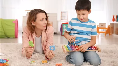 3 علامات قد تكشف عن إصابتك بالتوحد.. تعرف عليها 