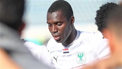 بابا بادجي يجري الكشف الطبي اليوم تمهيدًا لانضمامه إلى سموحة| خاص