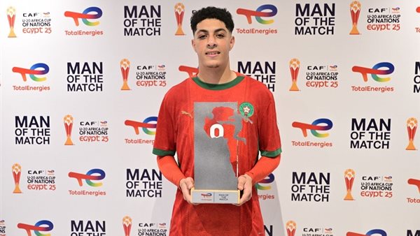 حسام الصادق لاعب