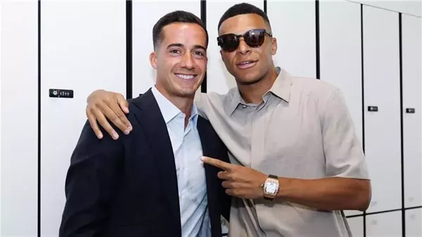 مبابي وفاسكيز 