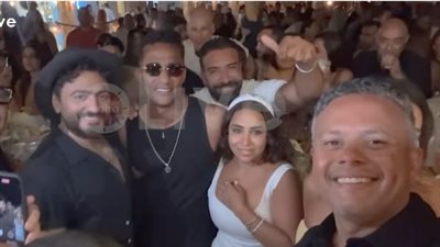 محمد رمضان بعد تشغيل إحدى أغانيه في احتفالية ألبوم تامر حسني: أنا مش جاي أسمع الأغاني بتاعتي