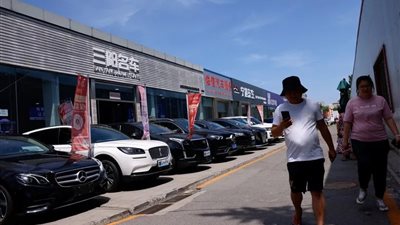 الصين تخطط لمنع إعادة بيع السيارات الجديدة خلال 6 أشهر من تسجيلها