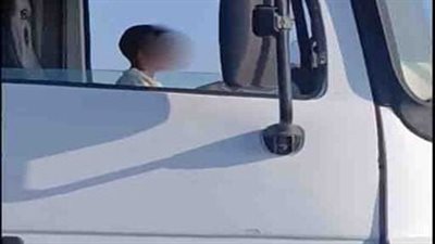مصدر: والد صغير التريلا بكفر الشيخ سمح له بالقيادة لتعلم السواقة.. وتراخيص السيارة منتهية