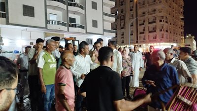 رئيس مدينة مرسى مطروح: حملات لرفع إشغالات المقاهي المخالفة وإزالة تعديات التيار الكهربائي