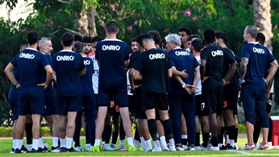 لاعبو الزمالك يطالبون بحسم ملف رئيس الجهاز الطبي