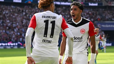 بعد رفض العرض الأول.. ليفربول يقدم عرضا ثانيا لـ فرانكفورت من أجل زميل مرموش السابق