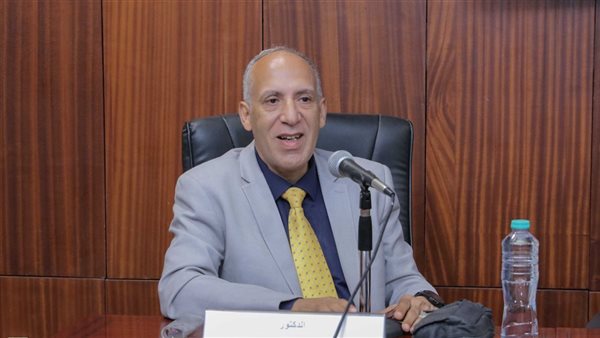 الدكتور محمد حسن