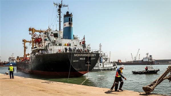 ميناء دمياط