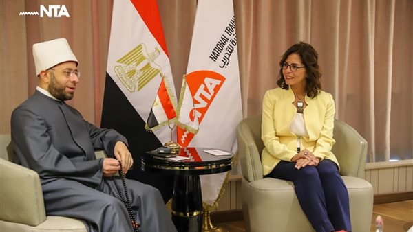 وزير الأوقاف يزور