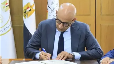 التعليم: 72.7% نسبة النجاح بالنظام القديم في الثانوية العامة.. والأدبي الأعلى بـ 73.4%