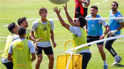 تألق ثلاثي الأهلي الشاب في معسكر الفريق بـ تونس