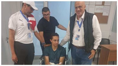 وزير الرياضة يطمئن على الحالة الصحية لمحمد حمزة بعد إصابته ببطولة العالم للسلاح