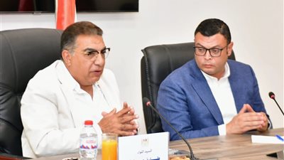 وزير الإسكان ومحافظ الدقهلية يتابعان الموقف التنفيذي لمشروعات مدينة المنصورة الجديدة 