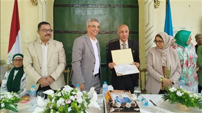 السياحة تُكرم الدكتور ممدوح عودة تقديرًا لمسيرته المهنية المتميزة في إدارة الأزمات والكوارث | صور