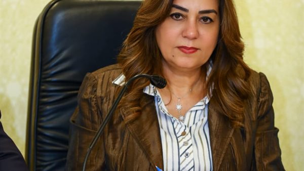 الدكتورة منال عوض