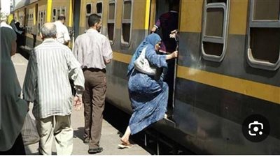 سقوط سيدة بين الرصيف والقطار في محطة إسنا.. لحظات الوداع الأخيرة