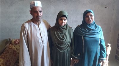 ابتسام الحاصلة على المركز الخامس بالثانوية الأزهرية مكفوفين: حلمي أبقى معيدة في الجامعة