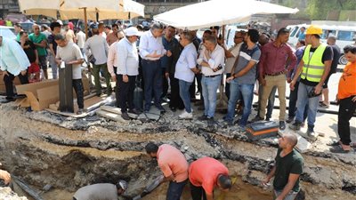 لضمان عودة الخدمة بأسرع وقت.. محافظ الجيزة يتابع ميدانيًا أعمال إصلاح عطل الكابل الكهربائي الأرضي بساقية مكي